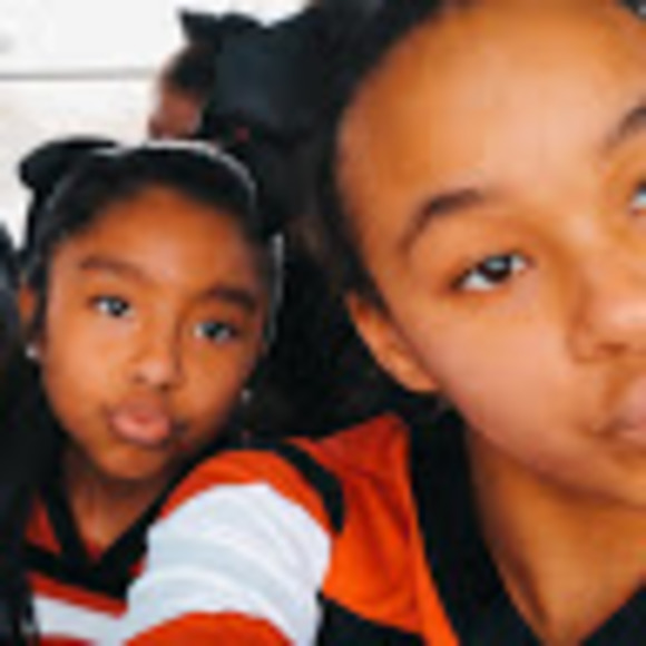 Meet your Posher, Jerelyn - Picture 1 of 1